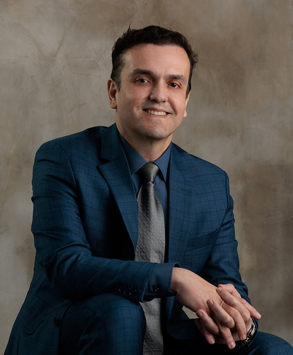 Dr. Eduardo Cilião